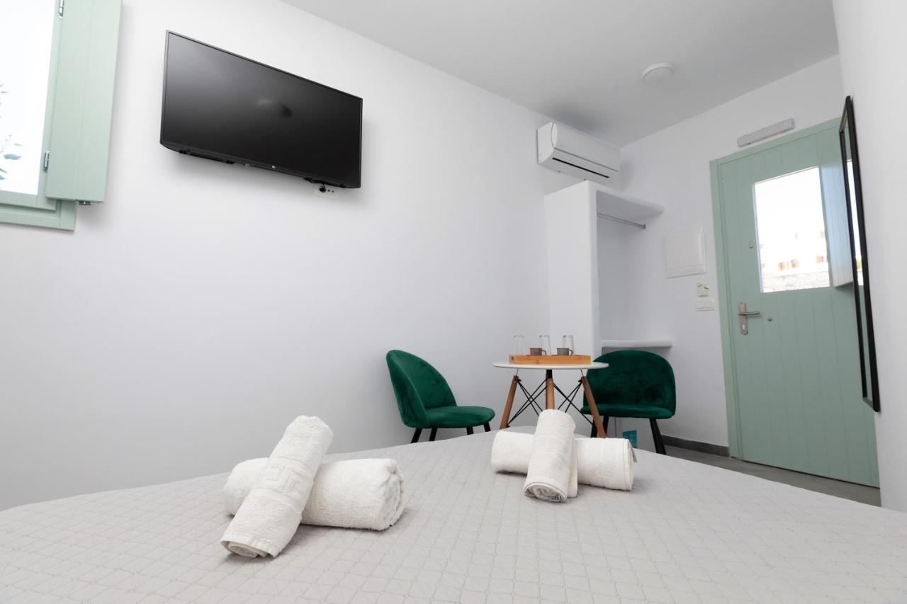 White Element Aparthotel Karterados  Exterior photo